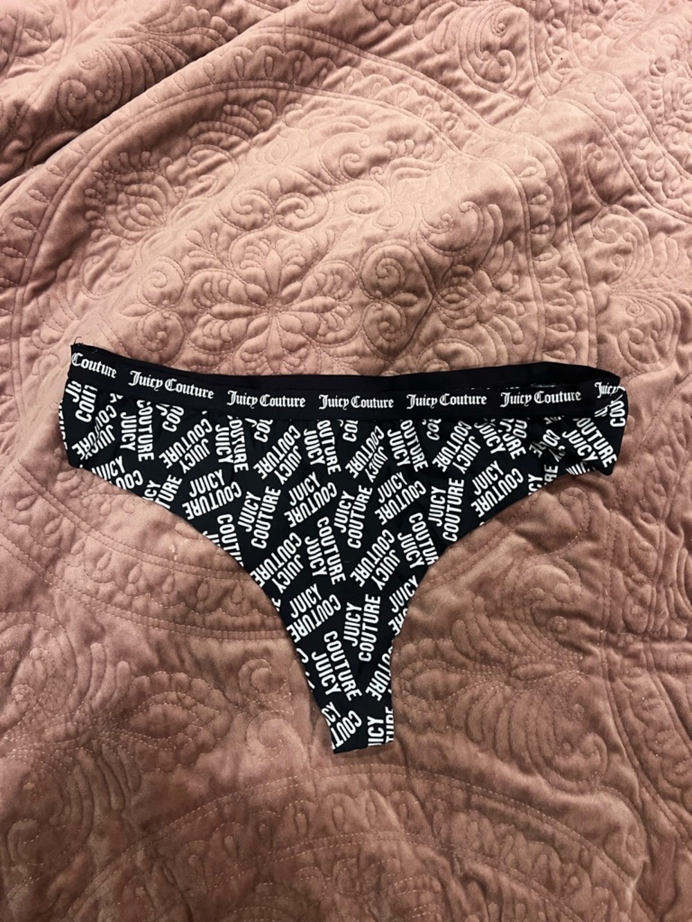 Juicy Couture Black & White Logo-Print Girls' Thong Bottoms - Picture 1 of 3